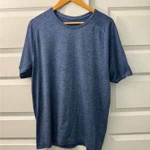 Lululemon Metal Vent Tech Tee size XL
